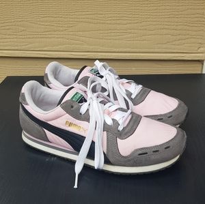 Puma Sneakers